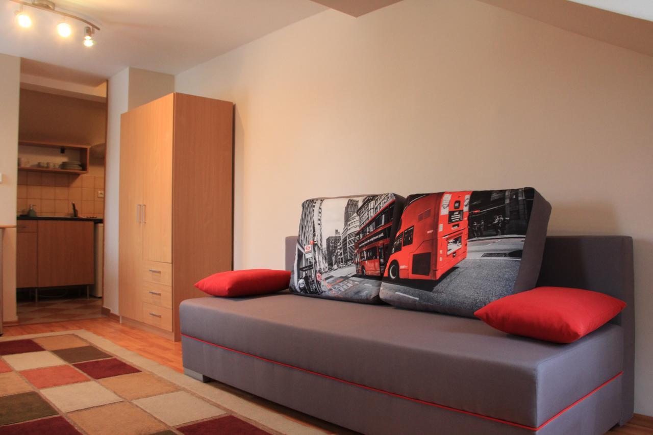 Ferienwohnung Karlovy Vary Zamecky Vrch Exterior foto