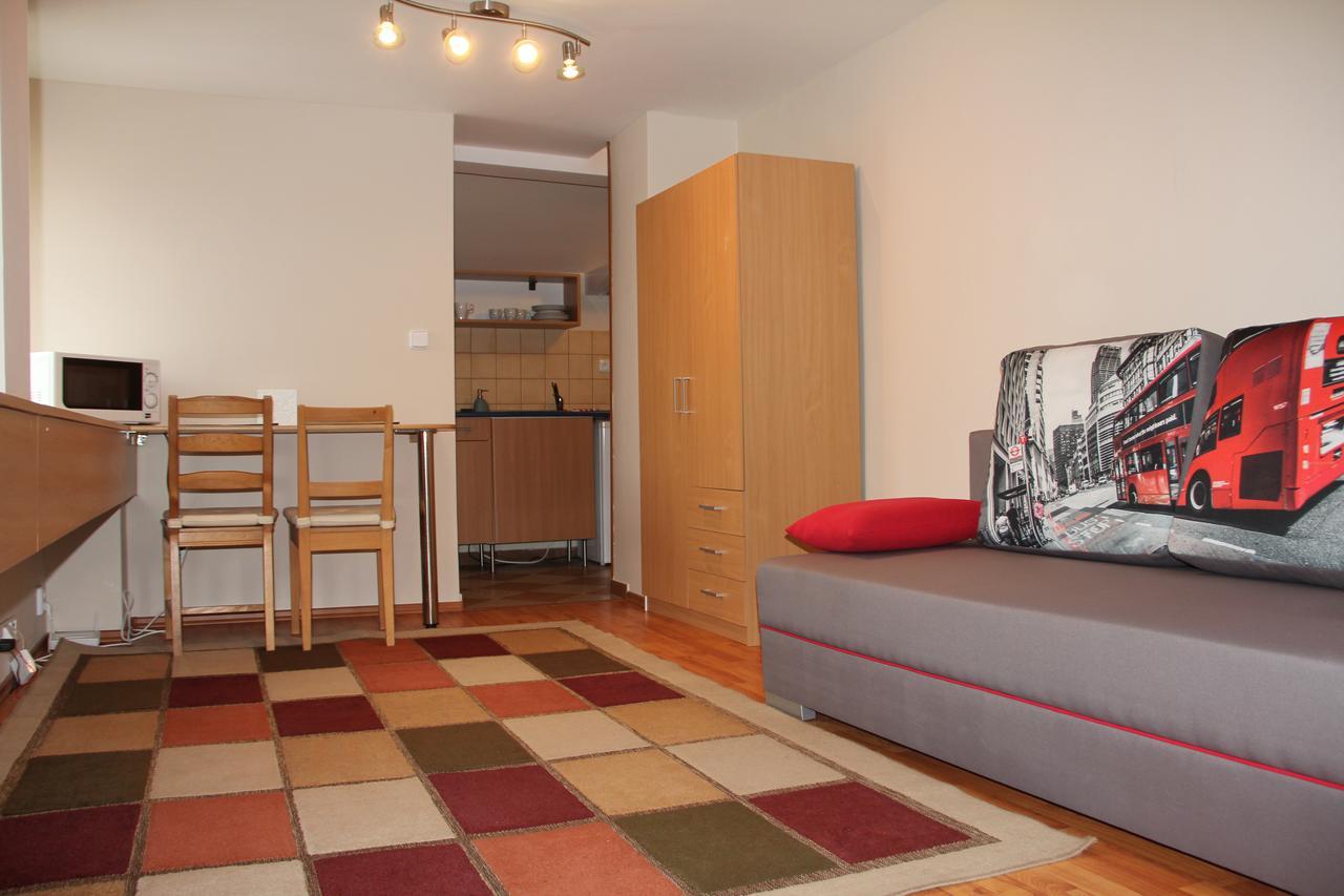 Ferienwohnung Karlovy Vary Zamecky Vrch Exterior foto